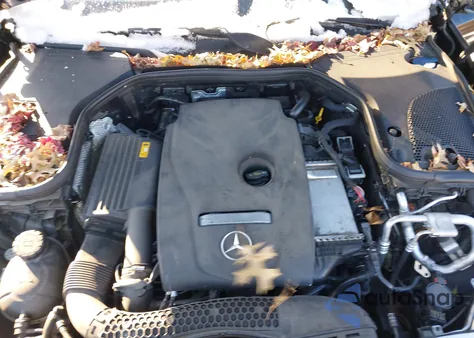 2019 Mercedes-Benz E 300 4Matic z USA, uszkodzony, nr VIN WDDZF4KB7KA596481